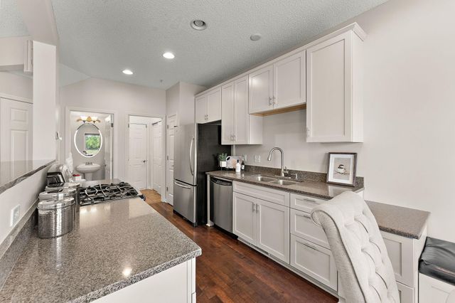 5091 Yuma Lane N, Plymouth, MN 55446