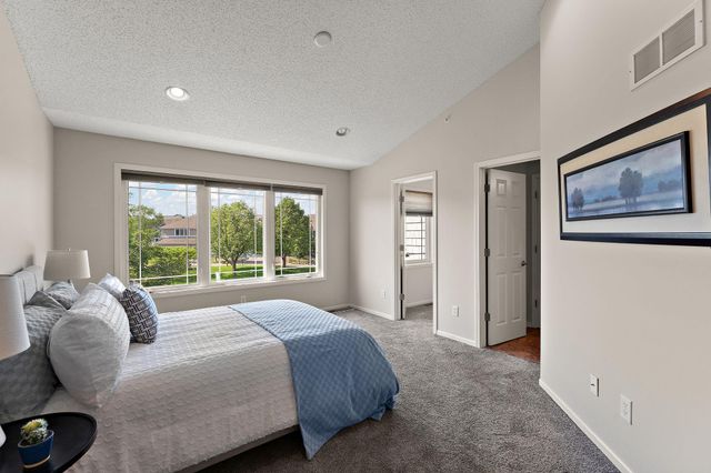 5091 Yuma Lane N, Plymouth, MN 55446