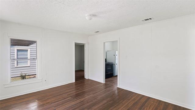 410 Clinton Park Street, Houston, TX 77029