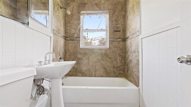 410 Clinton Park Street, Houston, TX 77029