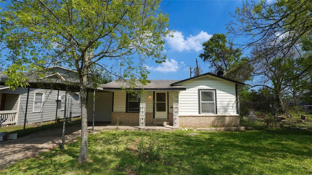 410 Clinton Park Street, Houston, TX 77029