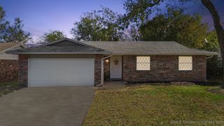 2022 W Toledo Street, Broken Arrow, OK 74012