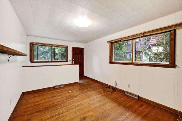 614 Emerson Street, Madison, WI 53715