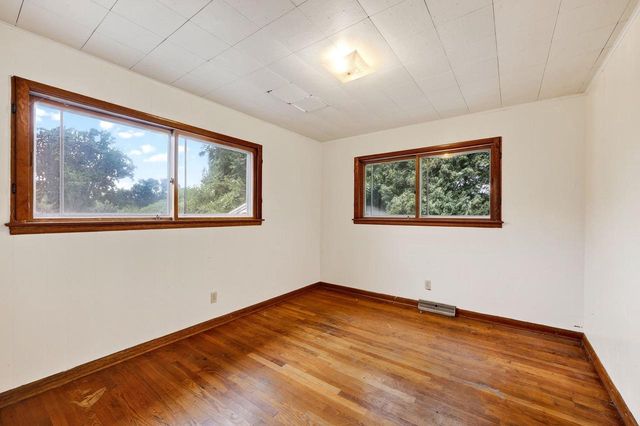 614 Emerson Street, Madison, WI 53715