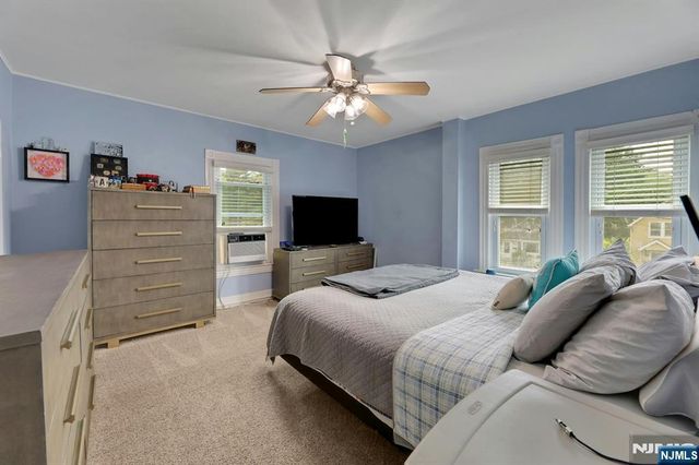 160 Clinton Avenue, Hillsdale, NJ 07642