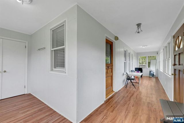 160 Clinton Avenue, Hillsdale, NJ 07642