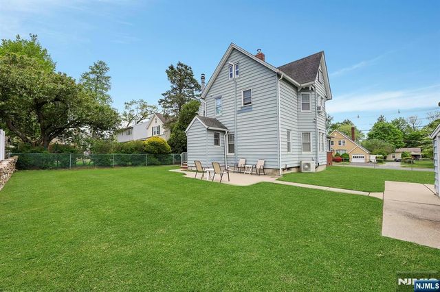 160 Clinton Avenue, Hillsdale, NJ 07642