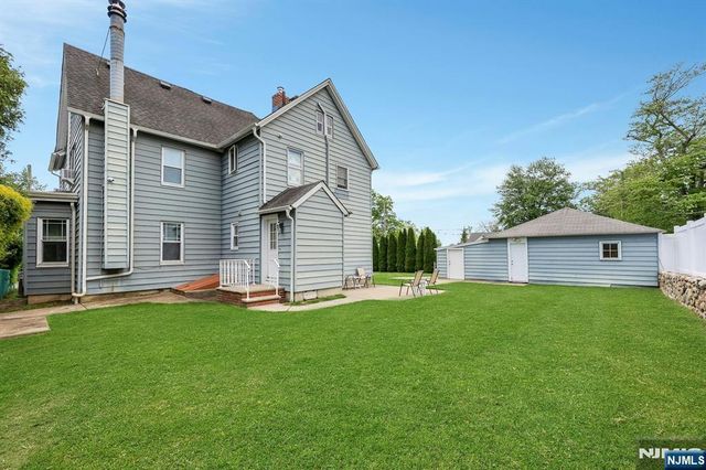 160 Clinton Avenue, Hillsdale, NJ 07642