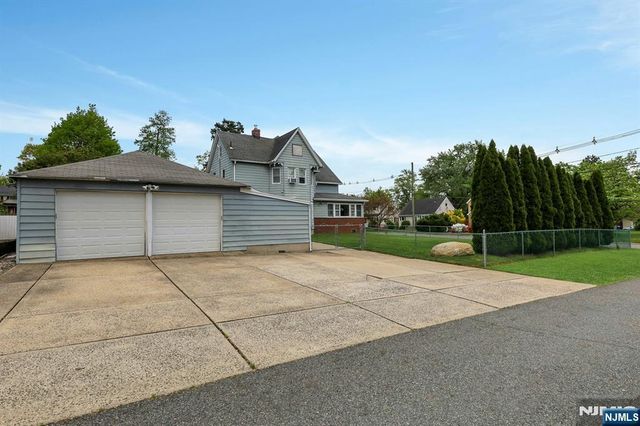160 Clinton Avenue, Hillsdale, NJ 07642