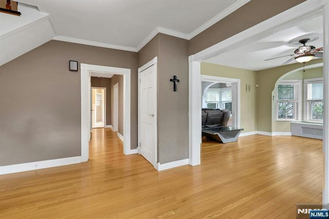 160 Clinton Avenue, Hillsdale, NJ 07642