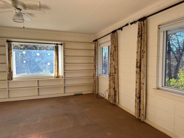 310 Ramble St Street, Hot Springs, AR 71901