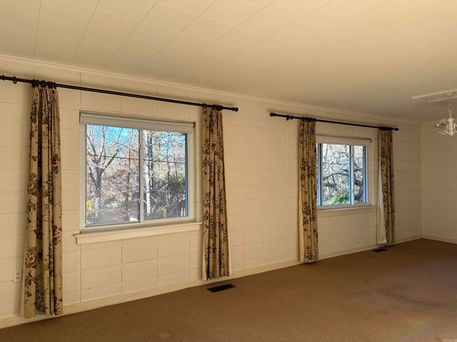 310 Ramble St Street, Hot Springs, AR 71901