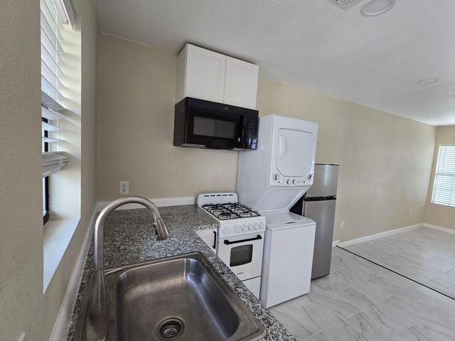 8703 Berndale Street 1, Houston, TX 77029