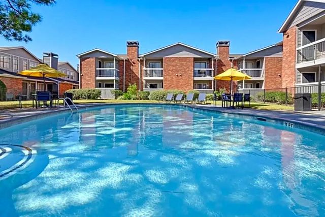 14445 Wallisville Road 804, Houston, TX 77049
