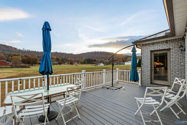 640 County Road 112, Scottsboro, AL 35769