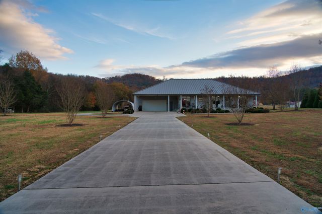 640 County Road 112, Scottsboro, AL 35769