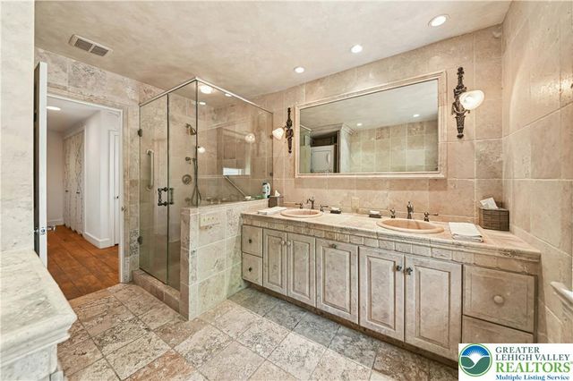 1194 Street Road, Buckingham, PA 18938