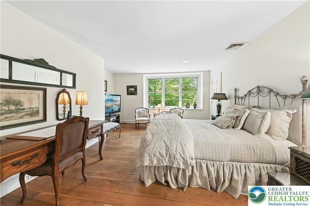 1194 Street Road, Buckingham, PA 18938