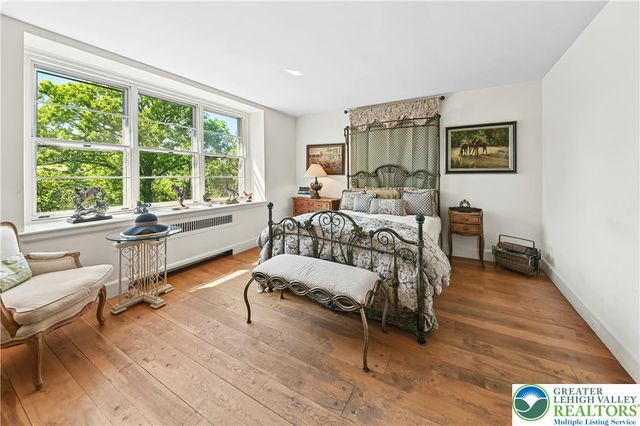 1194 Street Road, Buckingham, PA 18938