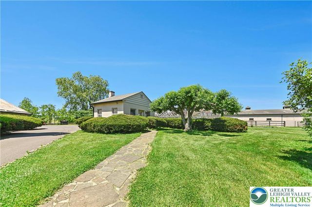 1194 Street Road, Buckingham, PA 18938