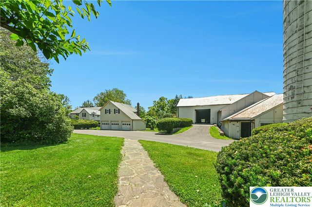 1194 Street Road, Buckingham, PA 18938