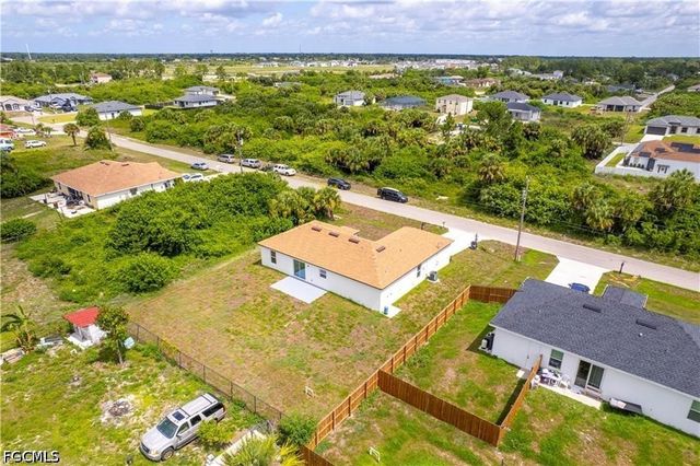 1242 Echard ST E, Lehigh Acres, FL 33974