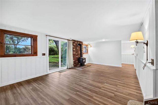 414 Elmgrove Rd, Greece, NY 14606