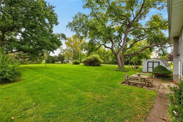 414 Elmgrove Rd, Greece, NY 14606