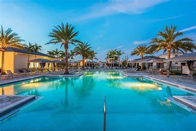 9623 Brook Isles Avenue, Delray Beach, FL 33446