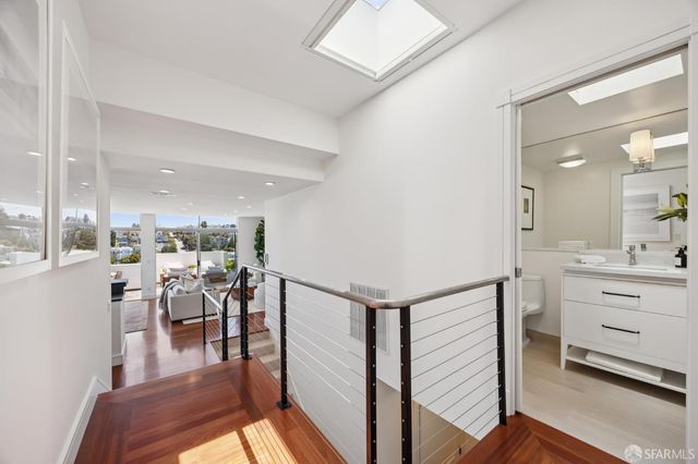 694 De Haro Street B, San Francisco, CA 94107
