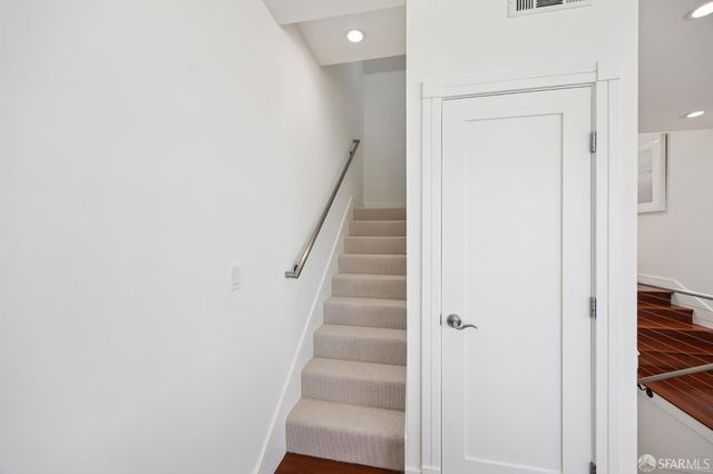 694 De Haro Street B, San Francisco, CA 94107