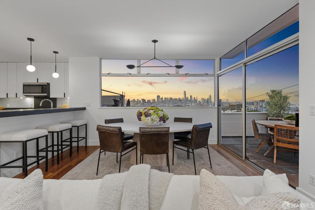 694 De Haro Street B, San Francisco, CA 94107