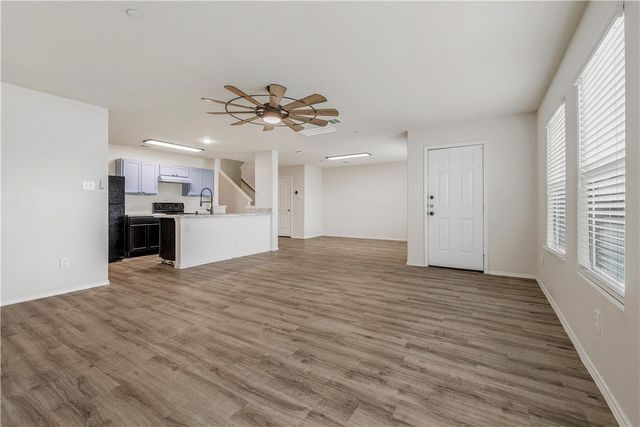 2049 Oakwood Forest Drive, Bryan, TX 77803