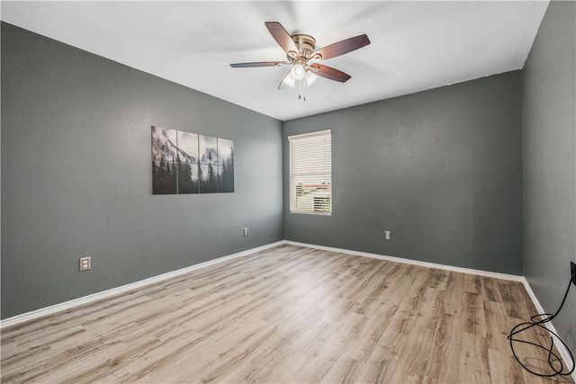2049 Oakwood Forest Drive, Bryan, TX 77803