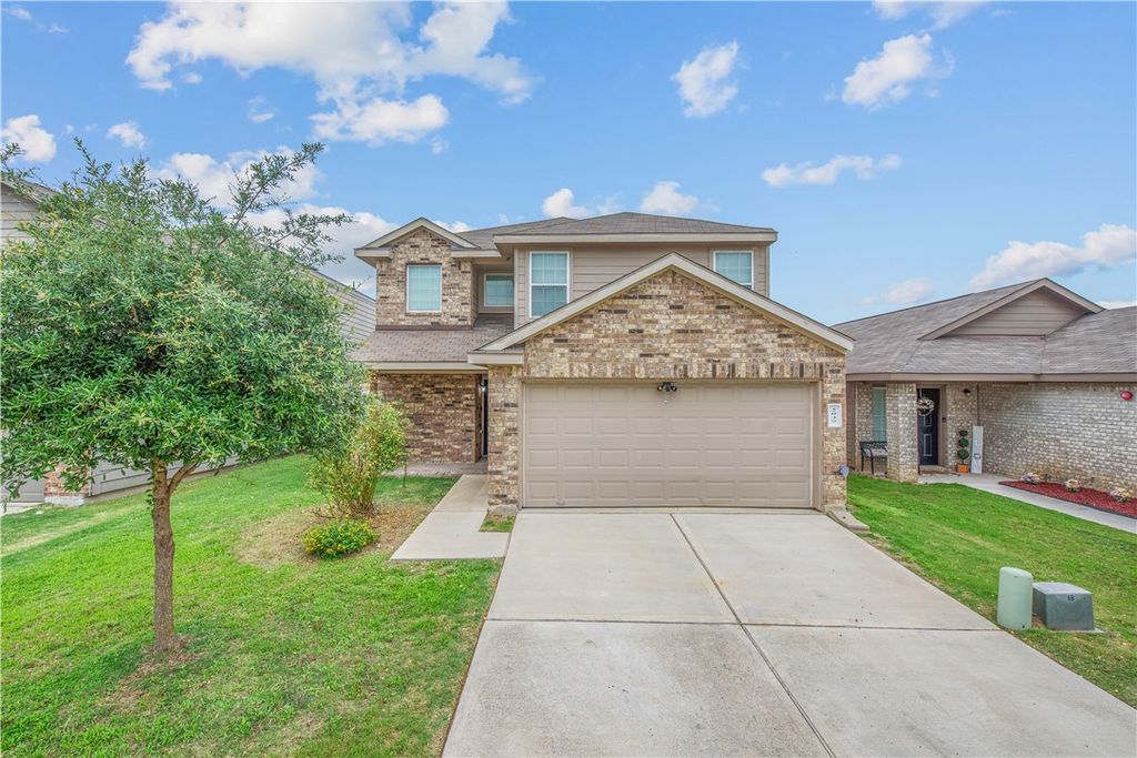 2049 Oakwood Forest Drive, Bryan, TX 77803