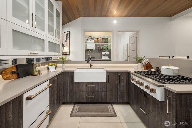 21214 143rd Avenue SE, Kent, WA 98042