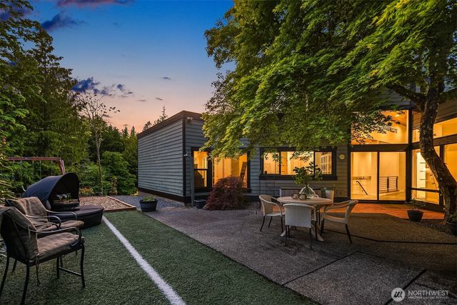 21214 143rd Avenue SE, Kent, WA 98042