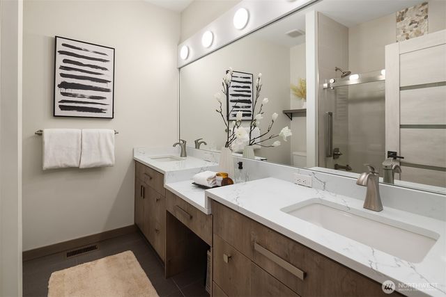 21214 143rd Avenue SE, Kent, WA 98042