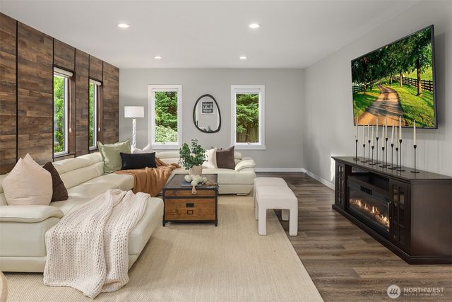 21214 143rd Avenue SE, Kent, WA 98042