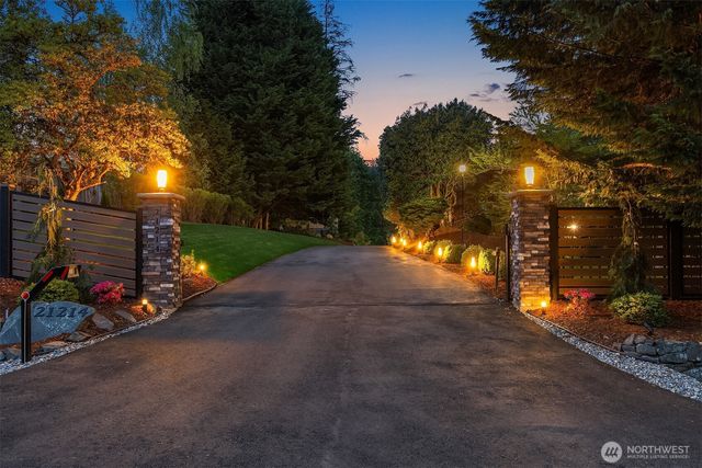 21214 143rd Avenue SE, Kent, WA 98042