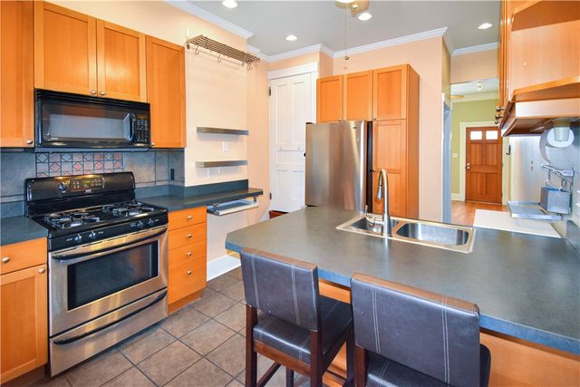 4214 Post St, Lawrenceville, PA 15201