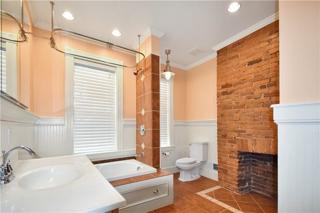 4214 Post St, Lawrenceville, PA 15201