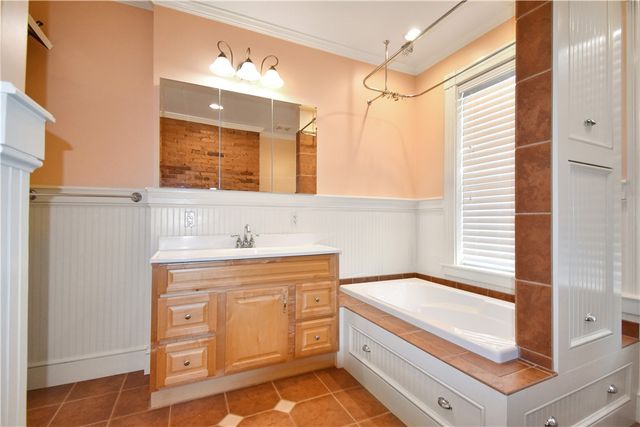 4214 Post St, Lawrenceville, PA 15201