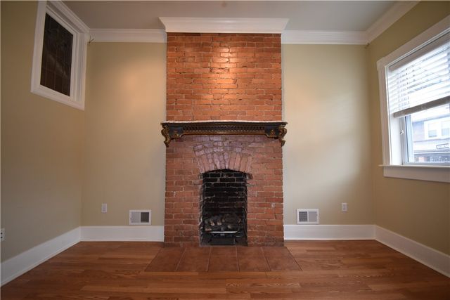 4214 Post St, Lawrenceville, PA 15201