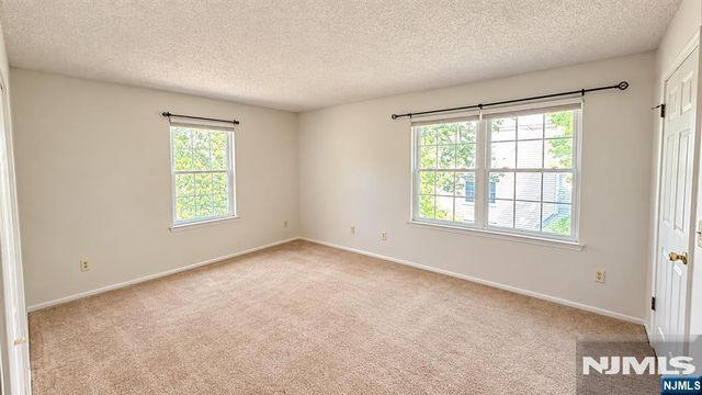 898 Tuliptree Court, Mahwah, NJ 07430
