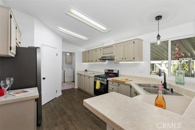 1456 E Philadelphia St Spc 145, Ontario, CA 91761