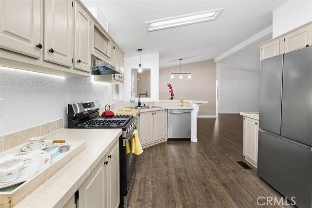 1456 E Philadelphia St Spc 145, Ontario, CA 91761