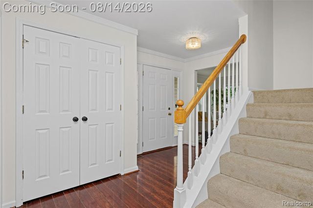 47197 Scarlet Drive, Novi, MI 48374