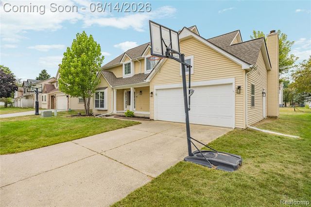 47197 Scarlet Drive, Novi, MI 48374