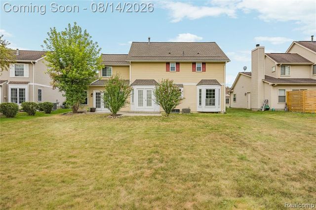 47197 Scarlet Drive, Novi, MI 48374